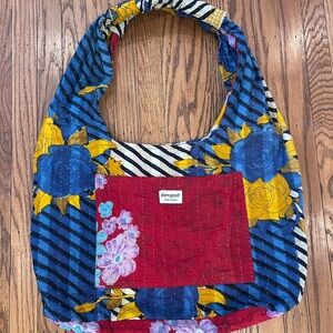 Multicolor Floral overnight Women's Bag